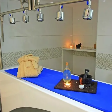 Deluxe Single Roon With Half Board, Only Adults, 200 Metros From