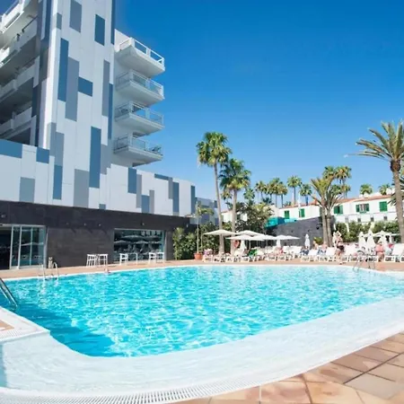 Apartmán Deluxe Single Roon With Half Board, Only Adults, 200 Metros From