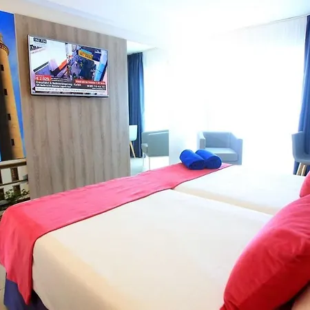 Deluxe Single Roon With Half Board, Only Adults, 200 Metros From Appartement *