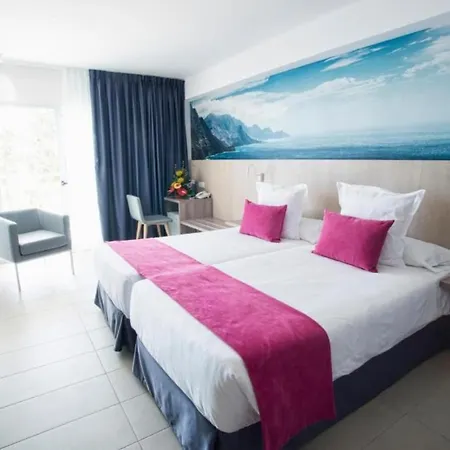 Appartement Deluxe Single Roon With Half Board, Only Adults, 200 Metros From Playa del Inglés